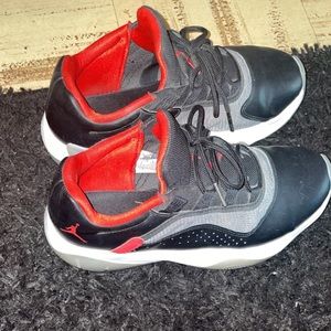 GS Air Jordan 11 - Size 7Y